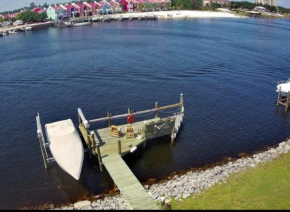 Granna's Boathouse